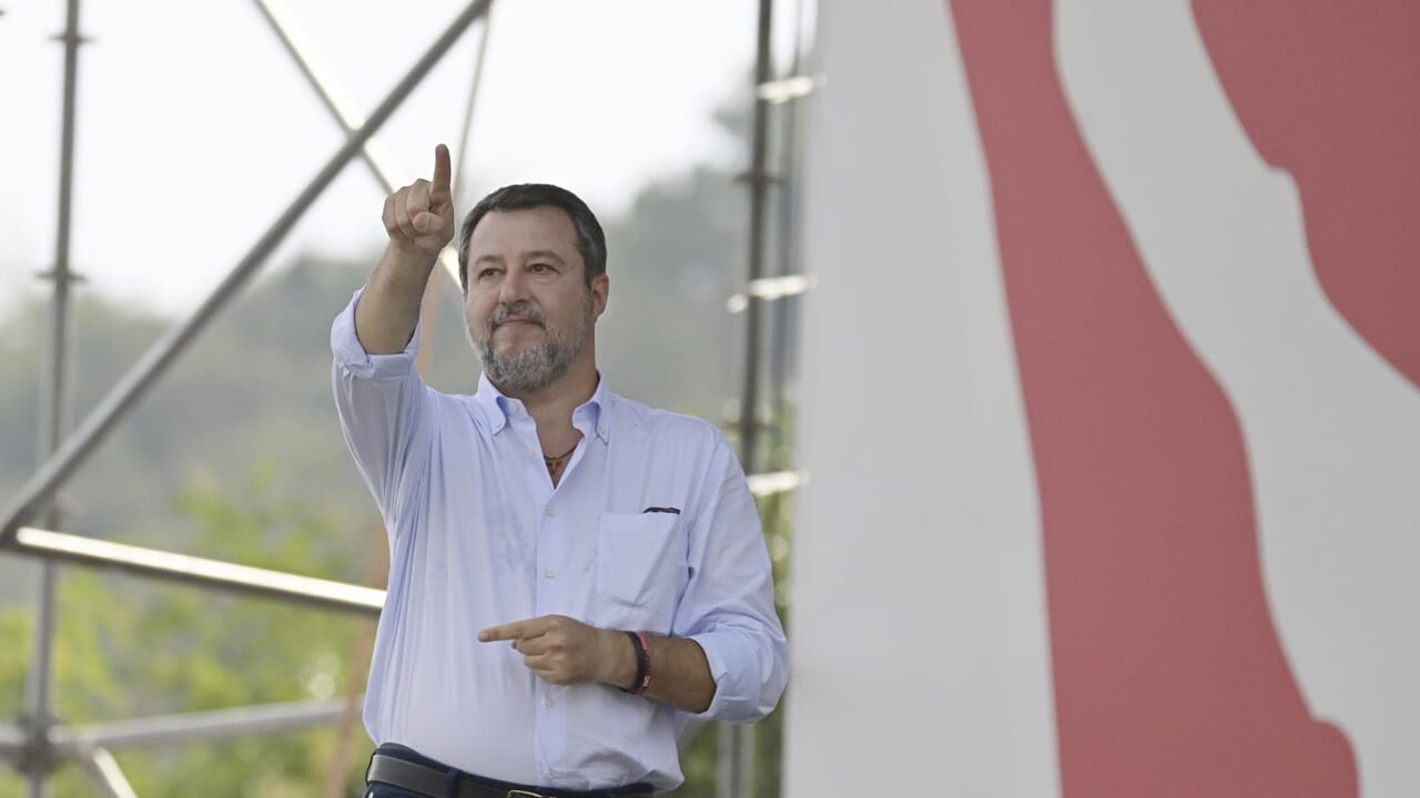 La proposta firmata da Riccardo Molinari introduce esami, nuovi requisiti e revoche più rapide per la cittadinanza italiana, ampliando anche i limiti ai ricongiungimenti familiari.