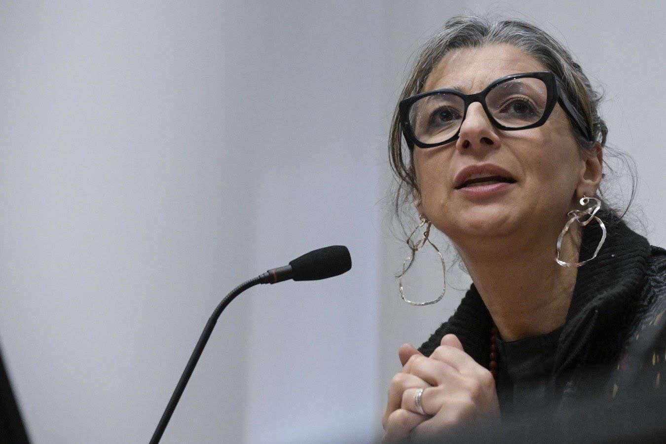 Dopo i casi in Toscana, il ministro Giuseppe Valditara apre un nuovo fronte in Emilia-Romagna: verifiche su incontri con Francesca Albanese svolti all’insaputa di dirigenti e famiglie.