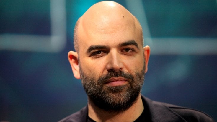 Per Roberto Saviano l’attacco degli Stati Uniti al Venezuela è una mossa geopolitica: non narcotraffico né petrolio, ma potere e influenza nel Sud America.