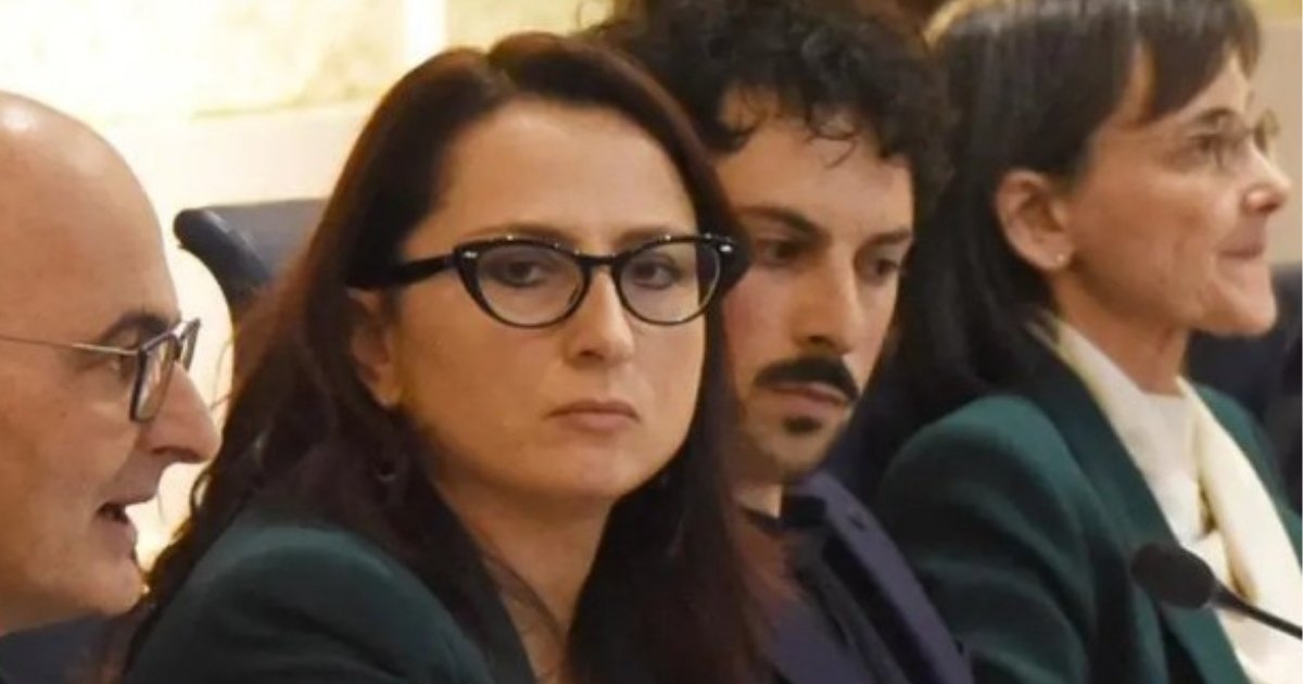 La pm Anna Gallucci racconta a Quarta Repubblica presunte pressioni interne alla Procura di Termini Imerese: priorità alla Lega, archiviazioni per il centrosinistra e conseguenze disciplinari.