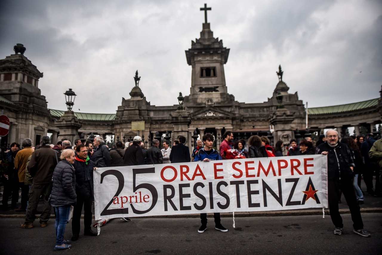 Corteo 25 Aprile, l’insulto dei ProPal “Siete saponette mancate”, Fiano: “Aggressioni e libertà negata”