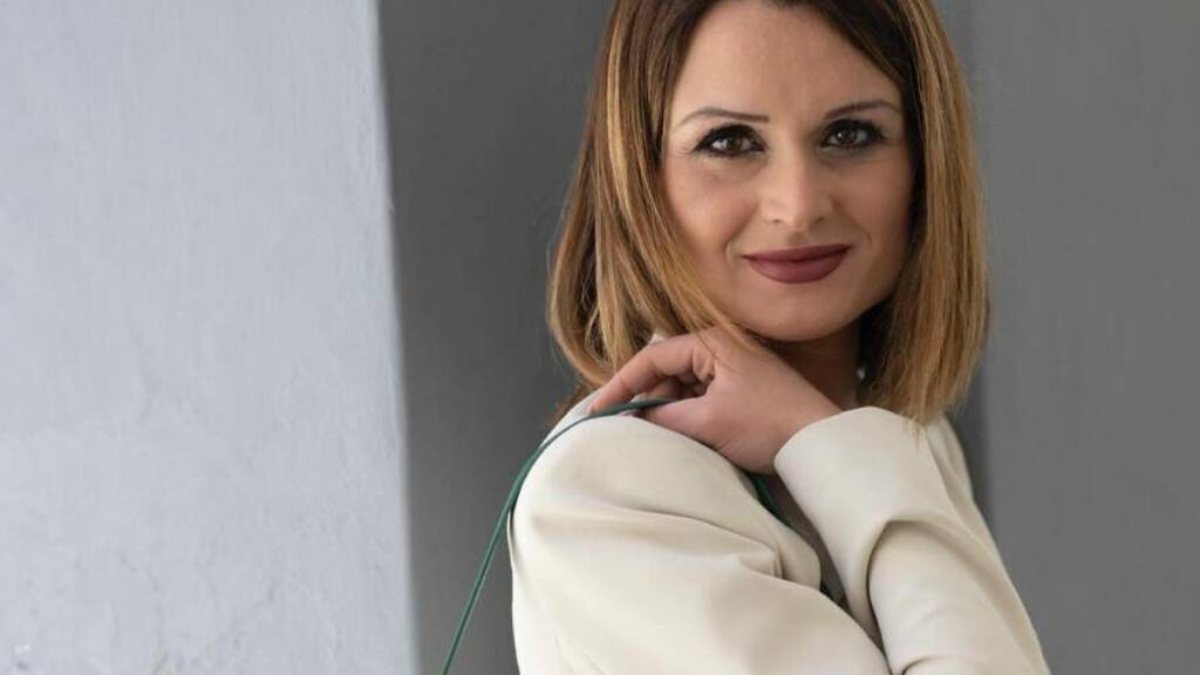 Addio all’imprenditrice Giulia Coloru, morte fulminea a 38 anni, lascia una neonata di 5 mesi