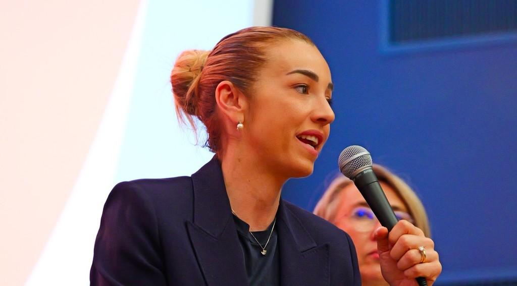 Salis critica destra e la Meloni: “Si può fallire su tutto, come stanno dimostrando”