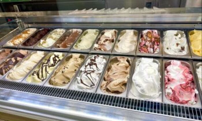 Adriano d’Orso morto a 16 anni dopo aver mangiato un gelato: sequestrati campioni nel locale