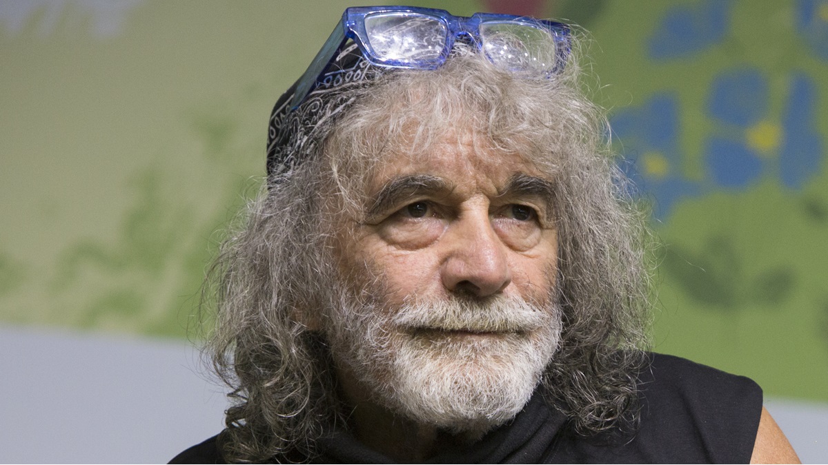Mauro Corona travolge la sinistra: “Ha perso il popolo, vedrete Vannacci quanti voti prenderà”
