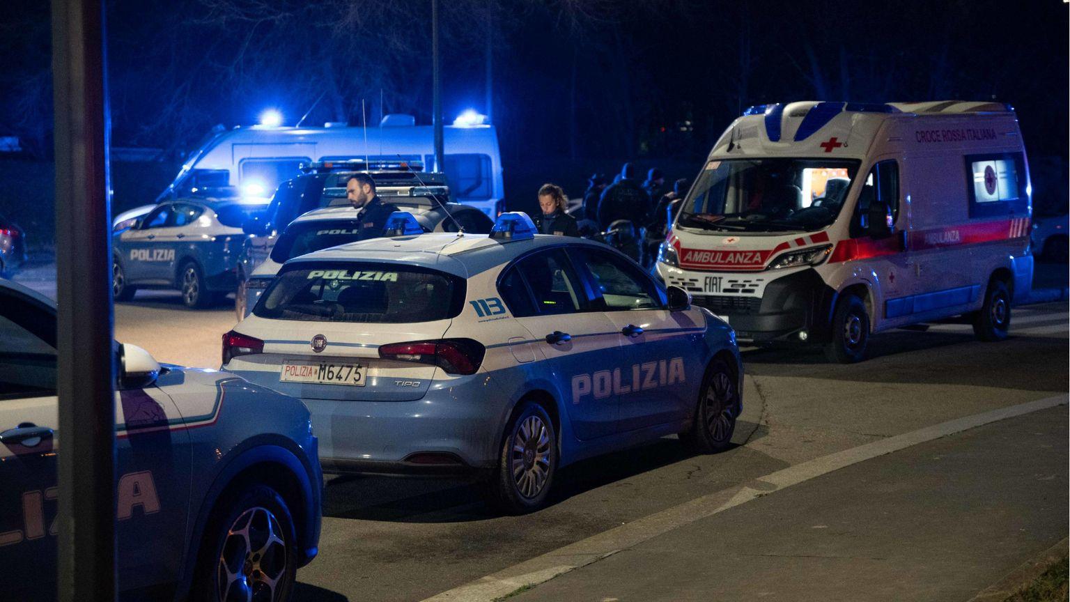 Milano, perde il controllo durante il sorpasso e si schianta: morto un giovane di 21 anni, era senza patente
