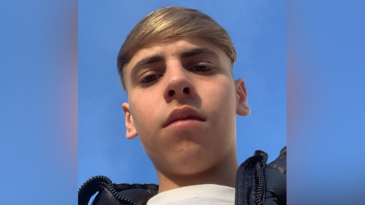 Andrea Procaccino morto a 17 anni nello schianto dopo la fuga dai carabinieri: il conducente indagato, “È colpa mia e sto malissimo per la morte del mio amico”