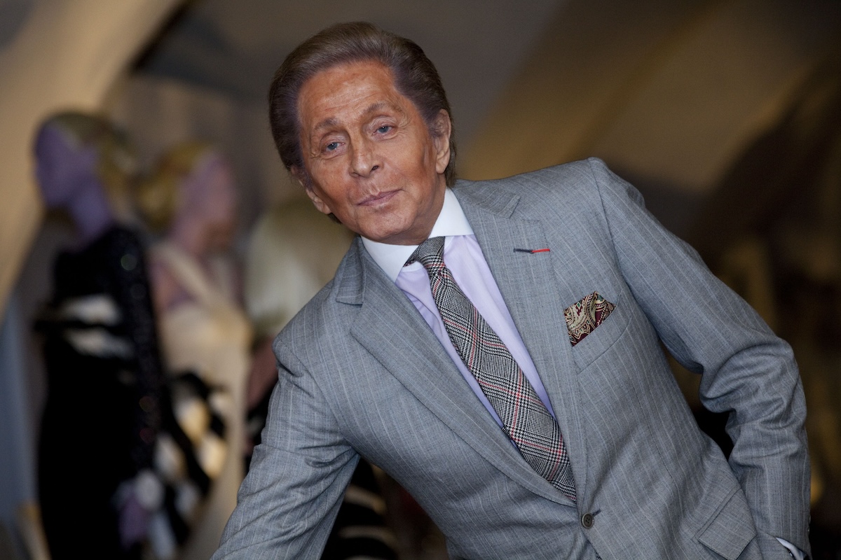 Il patrimonio di Valentino Garavani finanzierà la fondazione Valentino Garavani e Giancarlo Giammetti per progetti sociali, artistici e benefici.