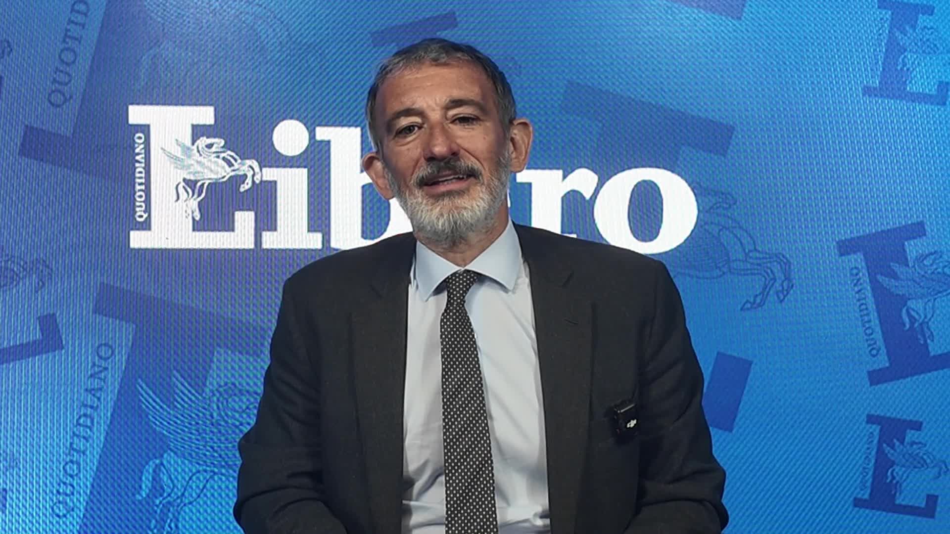 Scontro durissimo Senaldi-Conte: “Mi infangano perché chiedo chiarezza sul Covid”